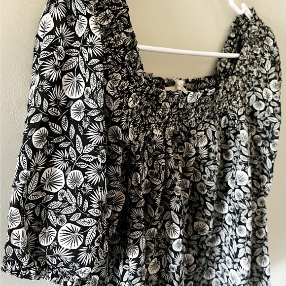 EUC LOFT Palm Smocked Square Neck Top - Picture 10 of 10